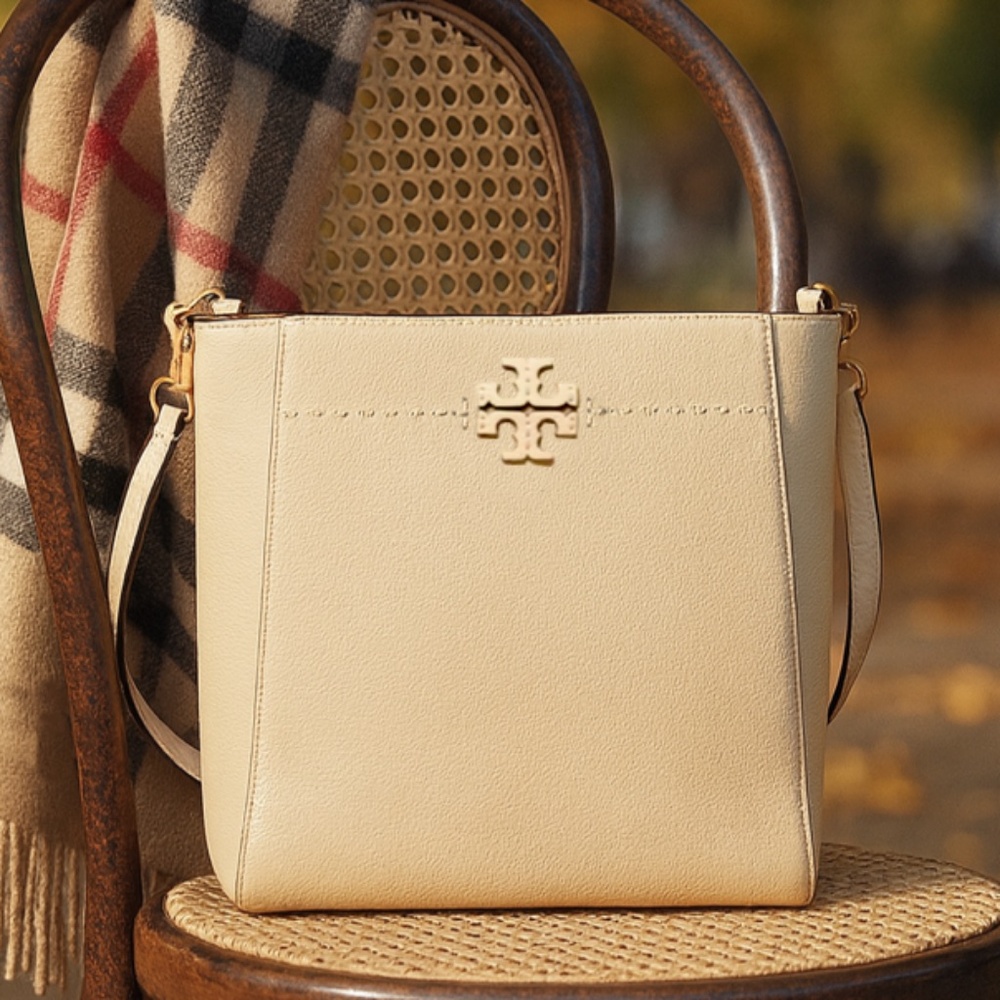 NEW Tory Burch Mcgraw Brie Cream Pebbled leather Bucket Shoulder Tote Bag